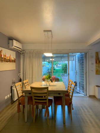 CASA EN VENTA - GRANJA DE FUNES