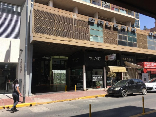 VENDO COCHERA CASEROS 261 GALERIA HUERTO 